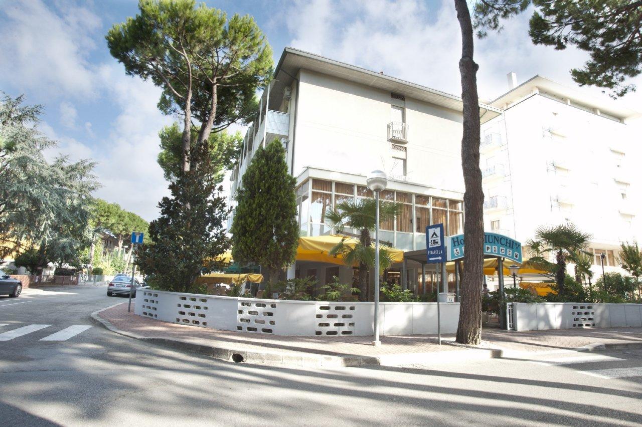 Hotel Giunchi Cervia Bagian luar foto