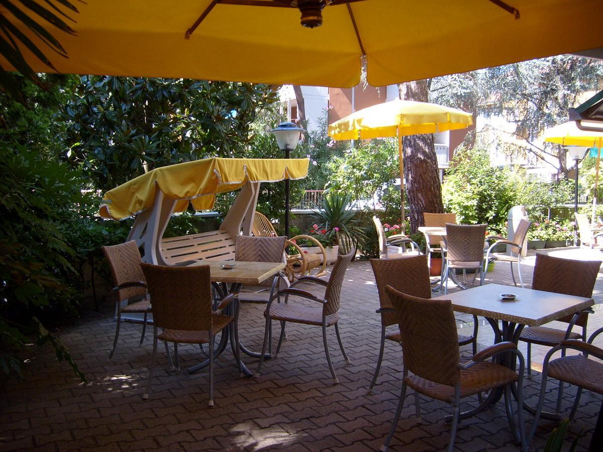 Hotel Giunchi Cervia Bagian luar foto