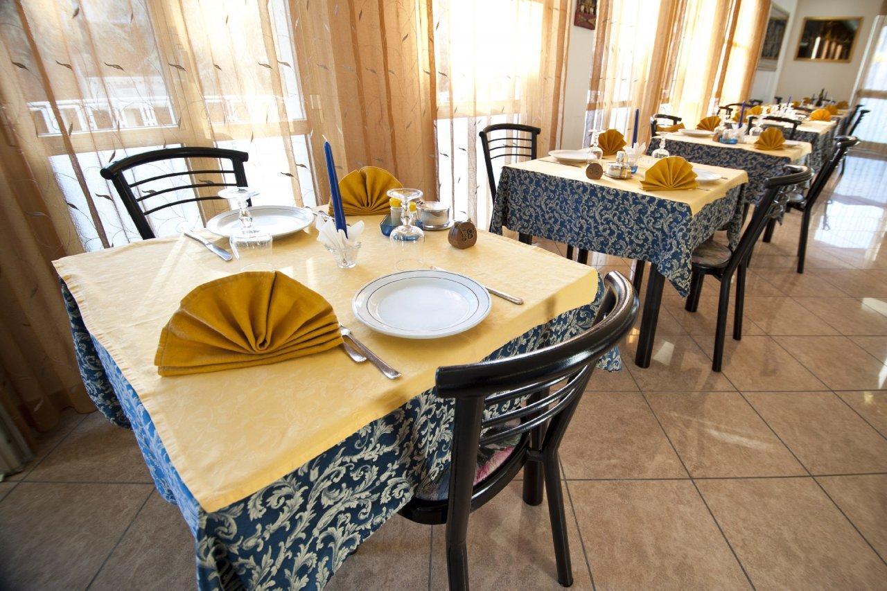 Hotel Giunchi Cervia Bagian luar foto
